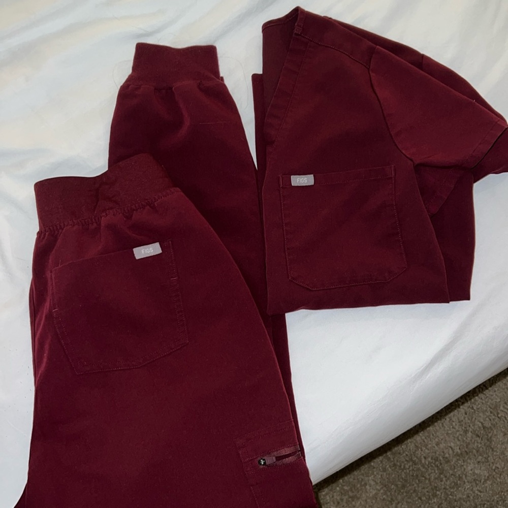 Burgundy FIGS Scrub Set XS/M